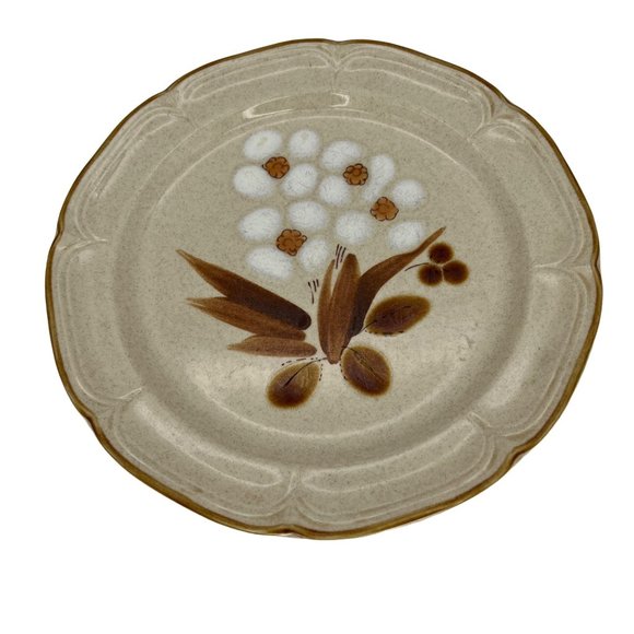 The Classics Hearthside Castlewood Dinner Plate Hand Painted Stoneware Japan - Picture 1 of 6